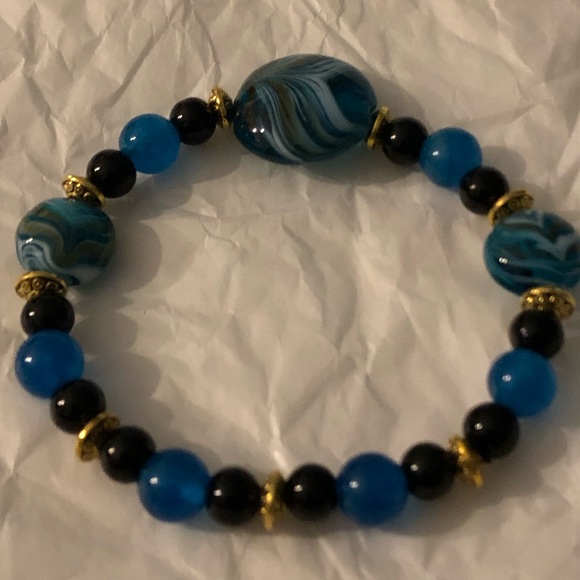 NEW Turquoise and gold glass bracelet - Picture 3 of 3